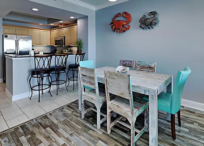 Crystal Shores #704 Apartment *